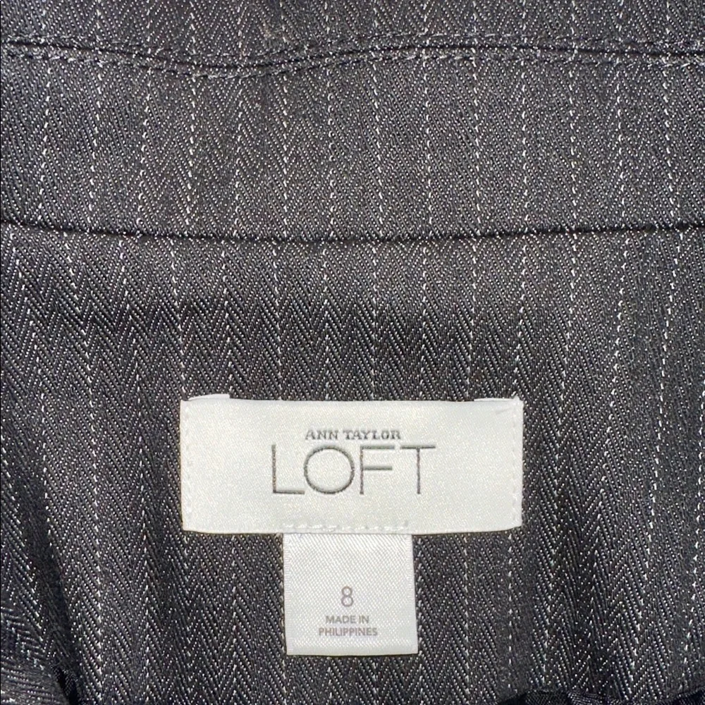 LOFT Charcoal Pinstripe Blazer Size 8 - Picture 15 of 16